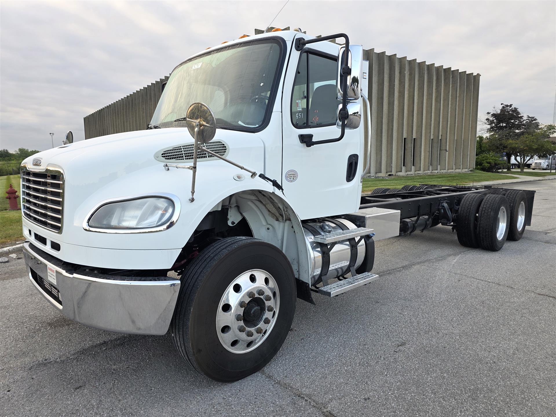 2016 Freightliner M2