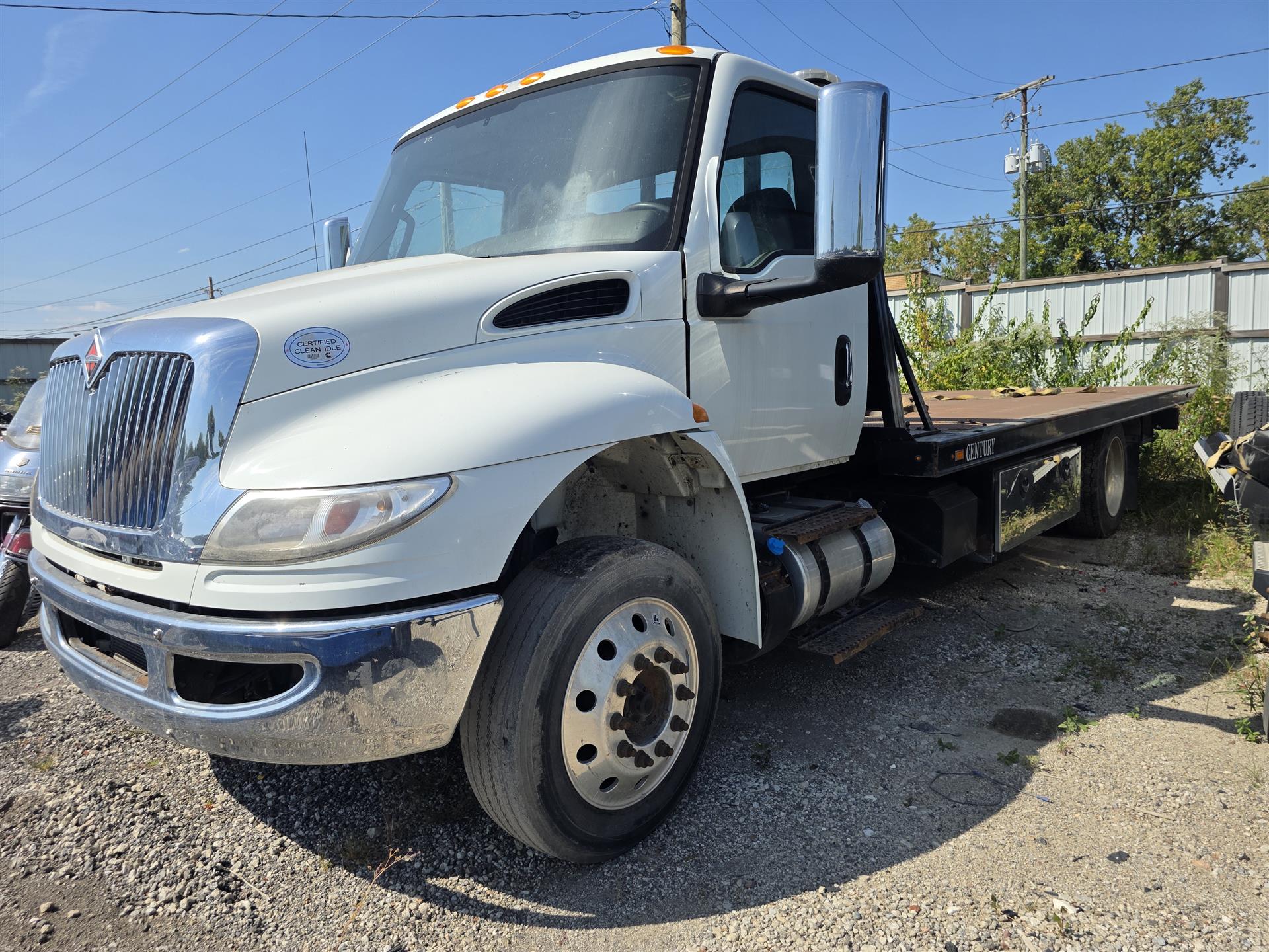 2020 International  MV607