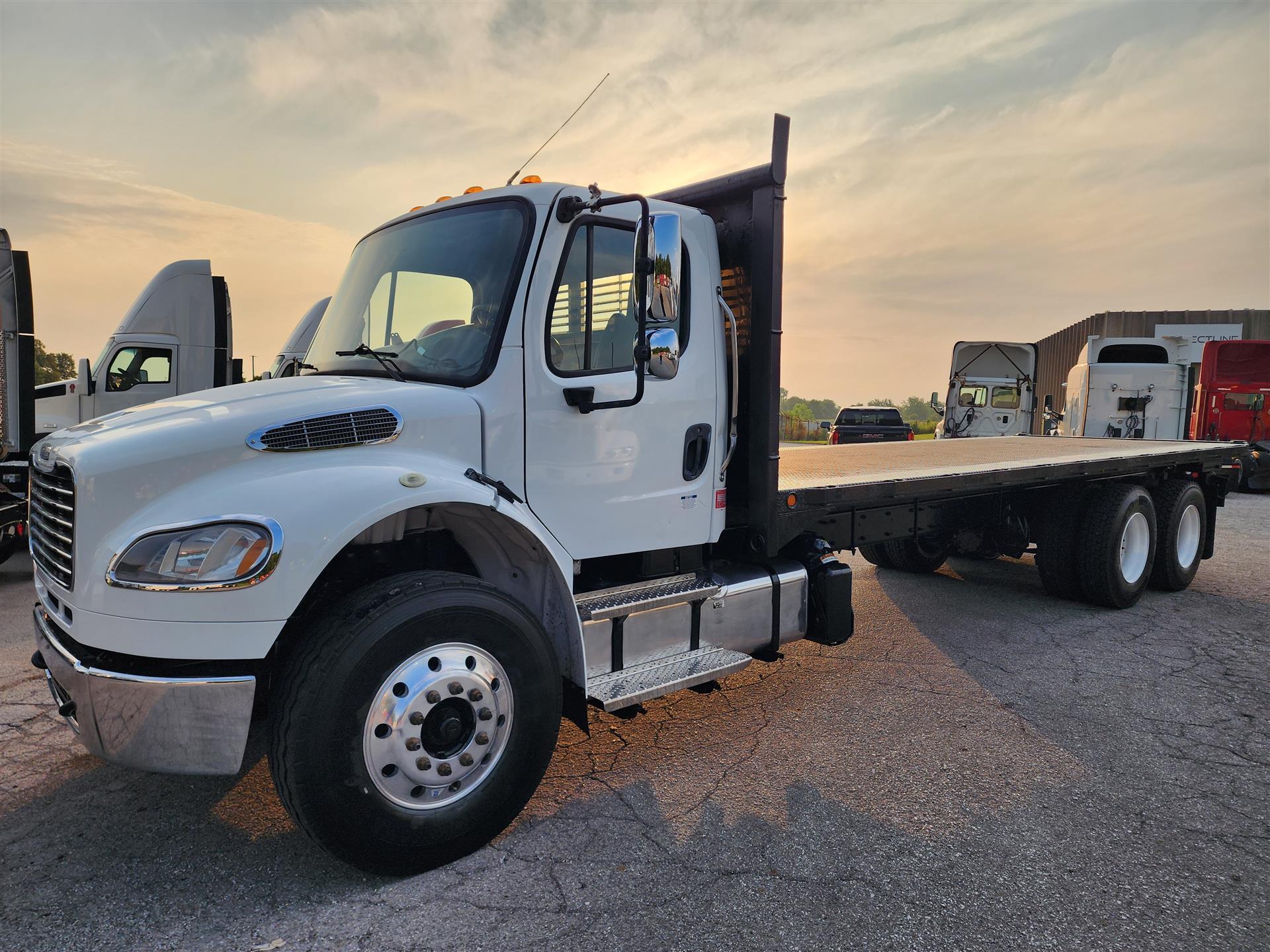 2014 Freightliner M2