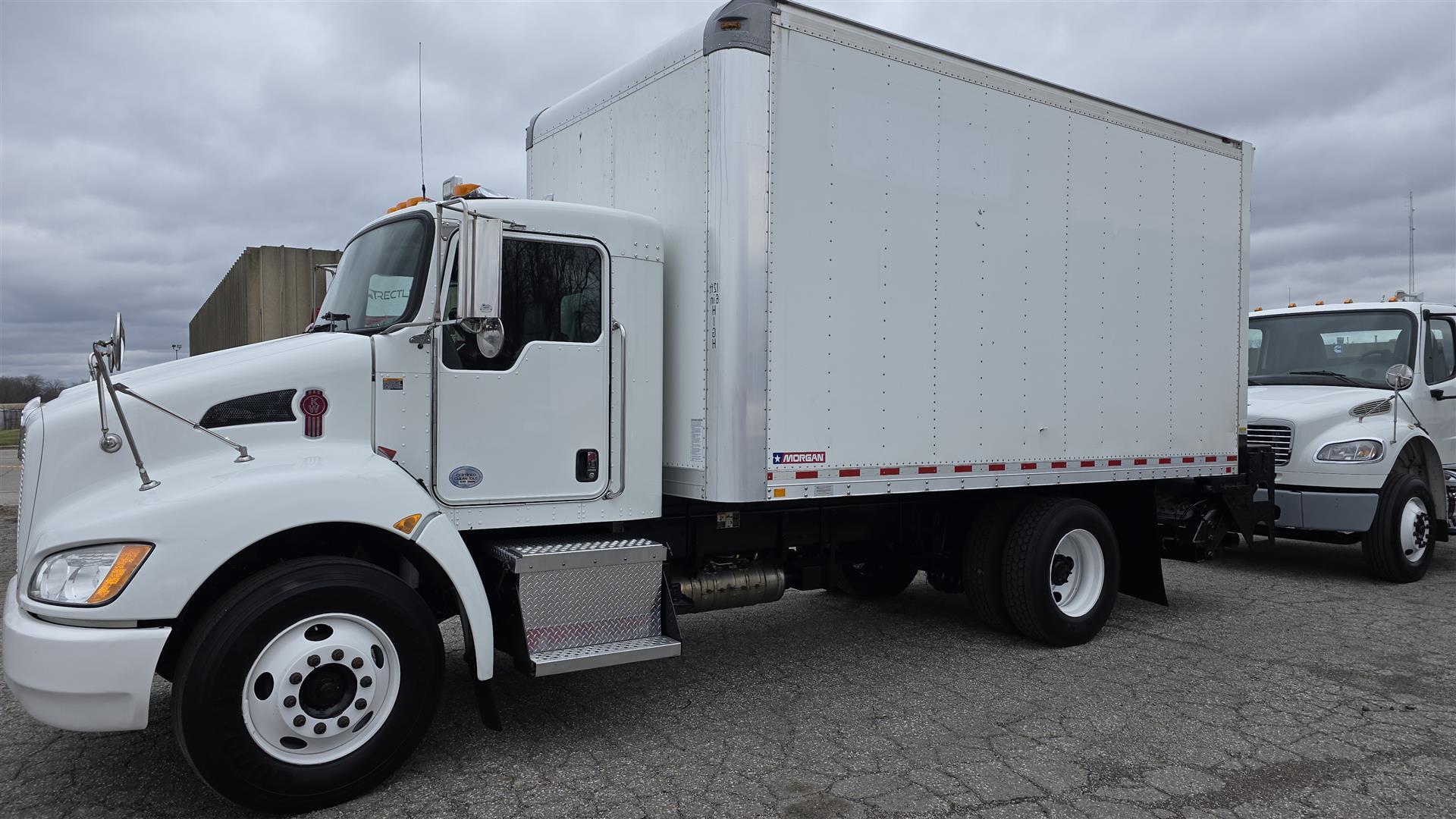 2017 Kenworth T270