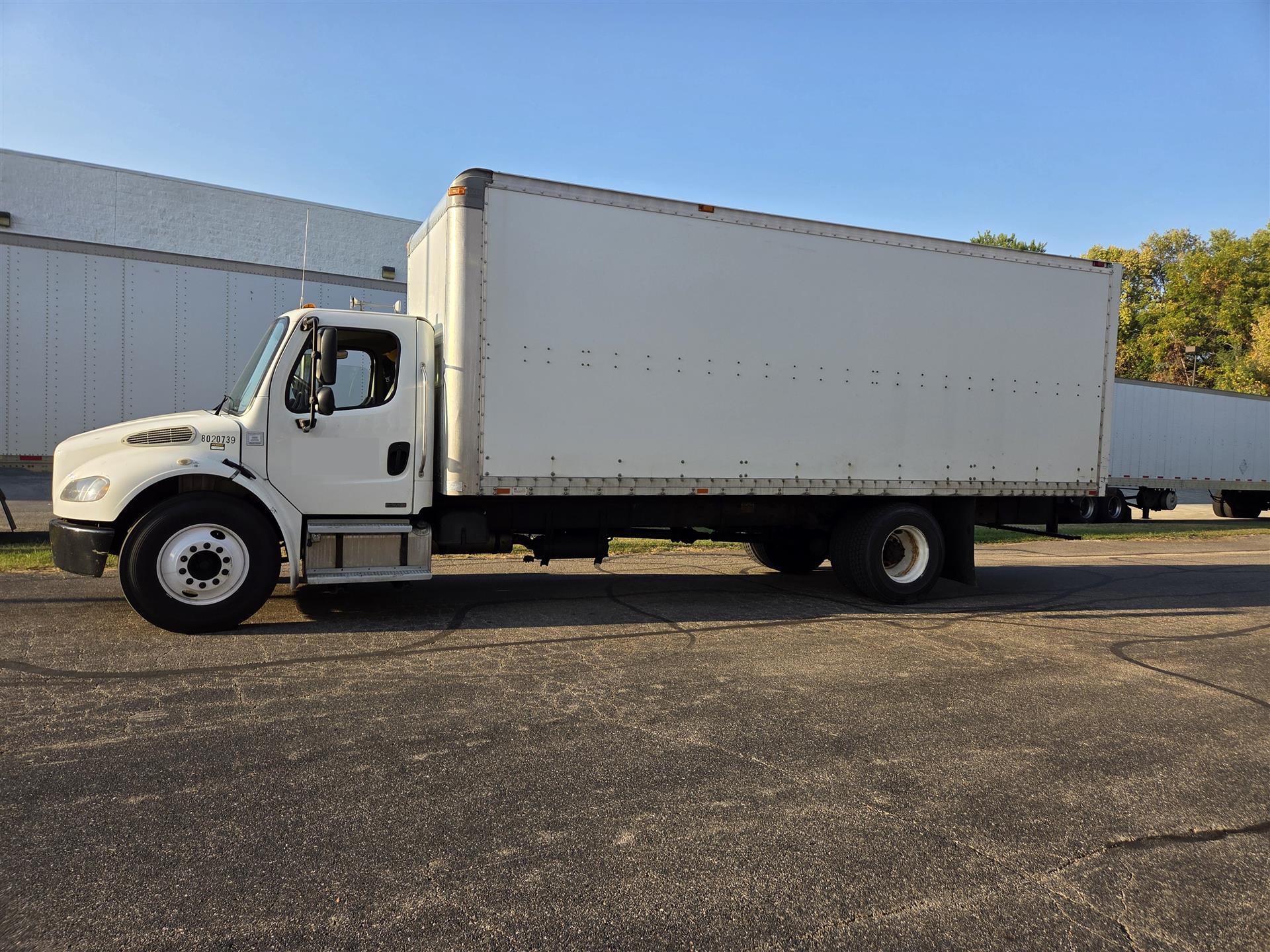 2005 Freightliner M2