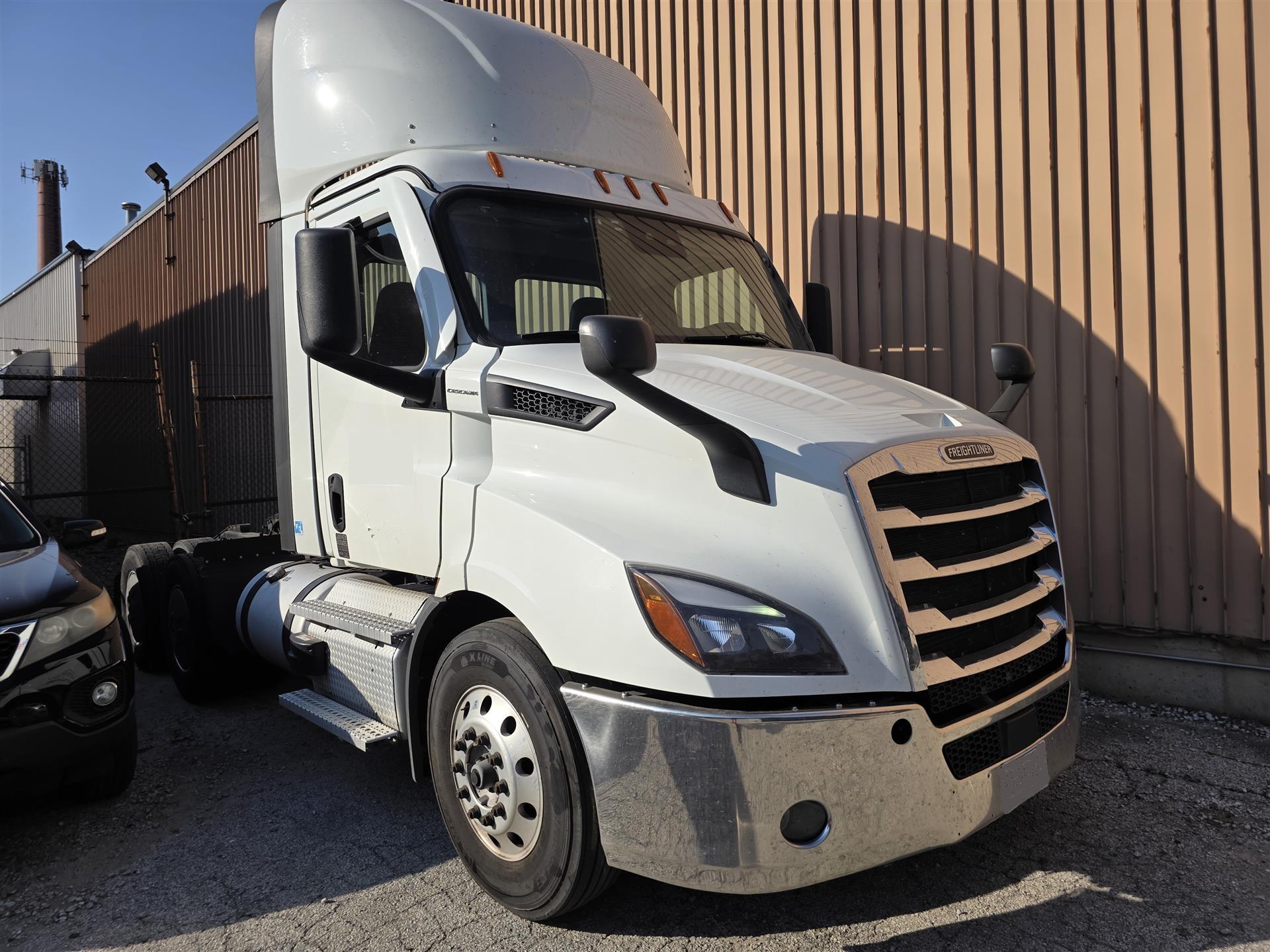 2023 Freightliner Cascadia 116