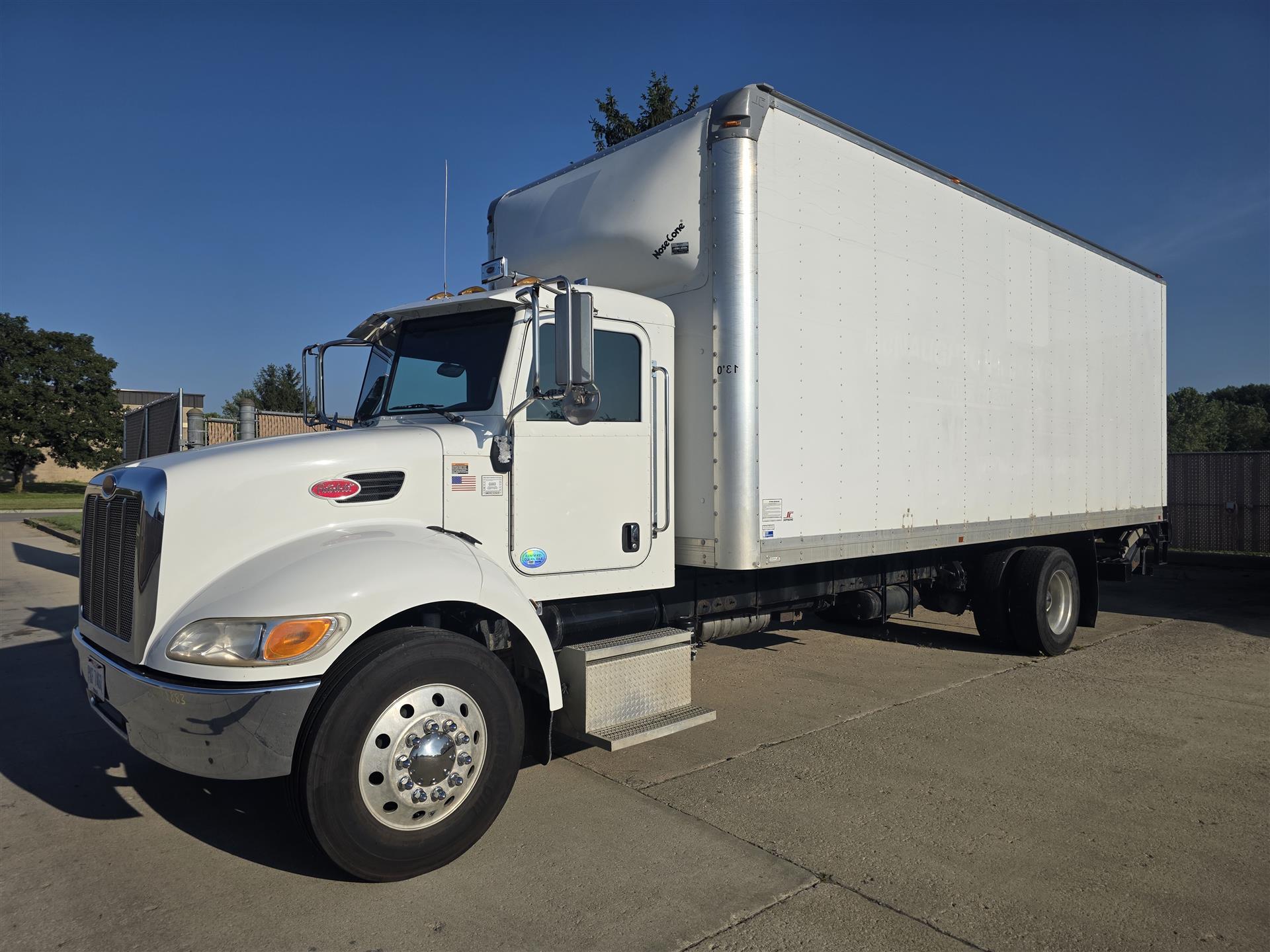 2016 Peterbilt 337