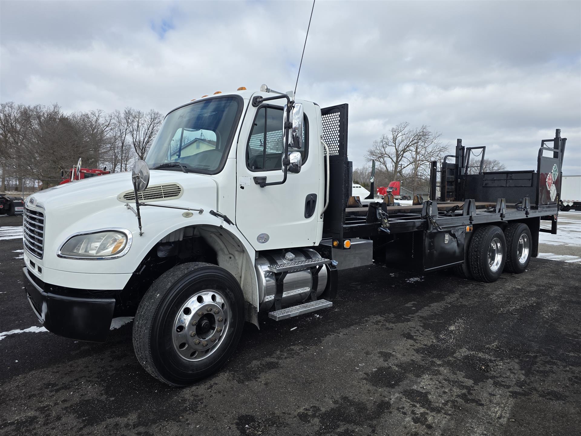 2013 Freightliner M2