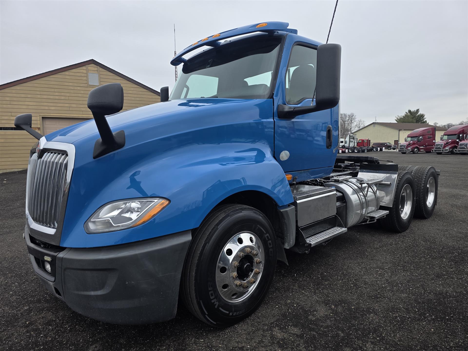 2021 International LT625