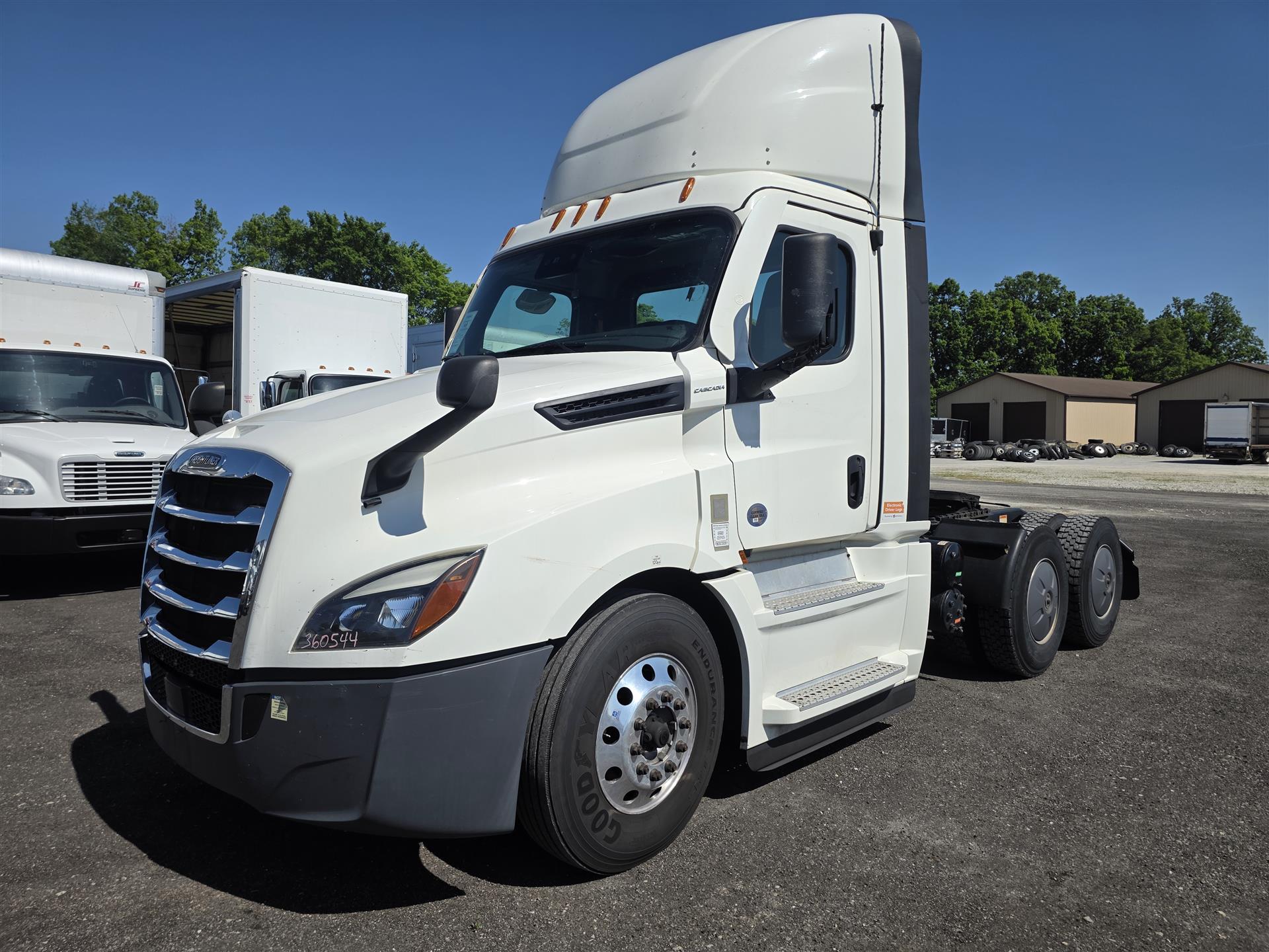 2020 Freightliner Cascadia 126