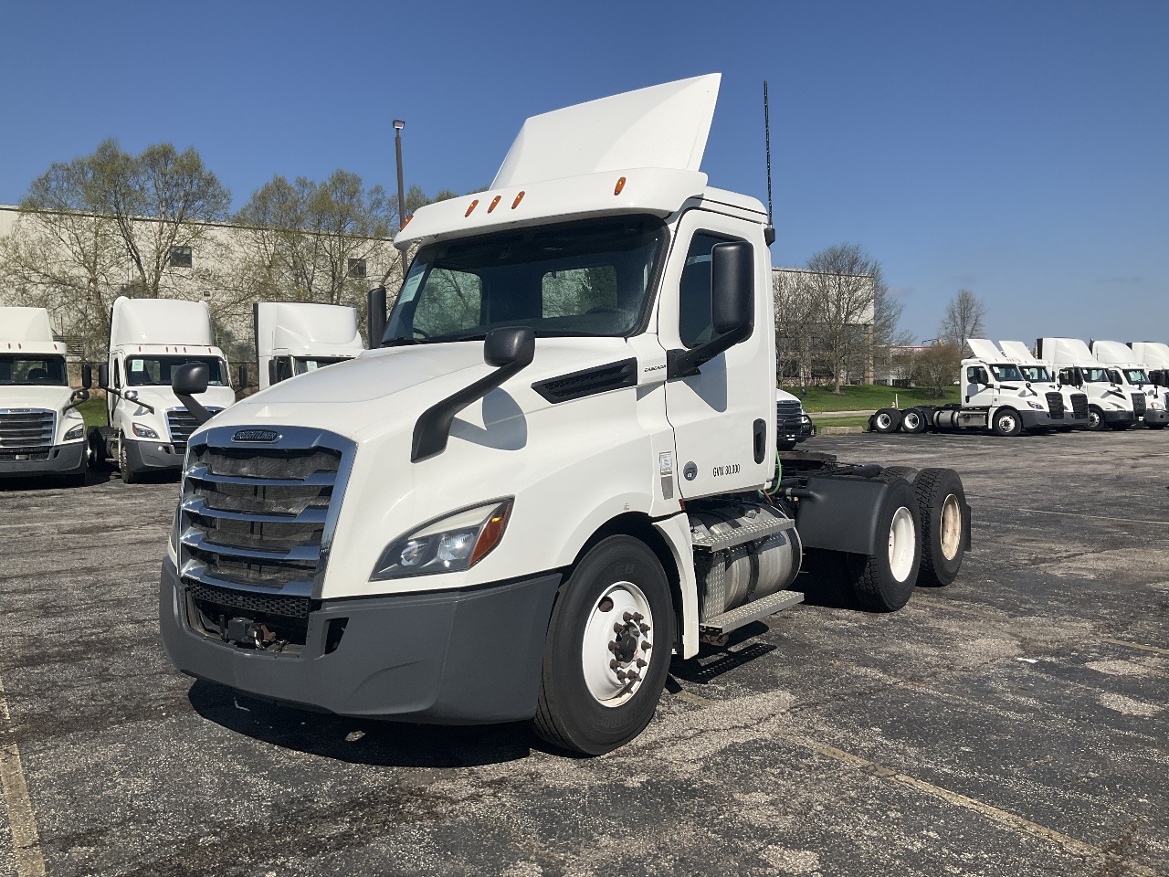 2020 Freightliner Cascadia 126