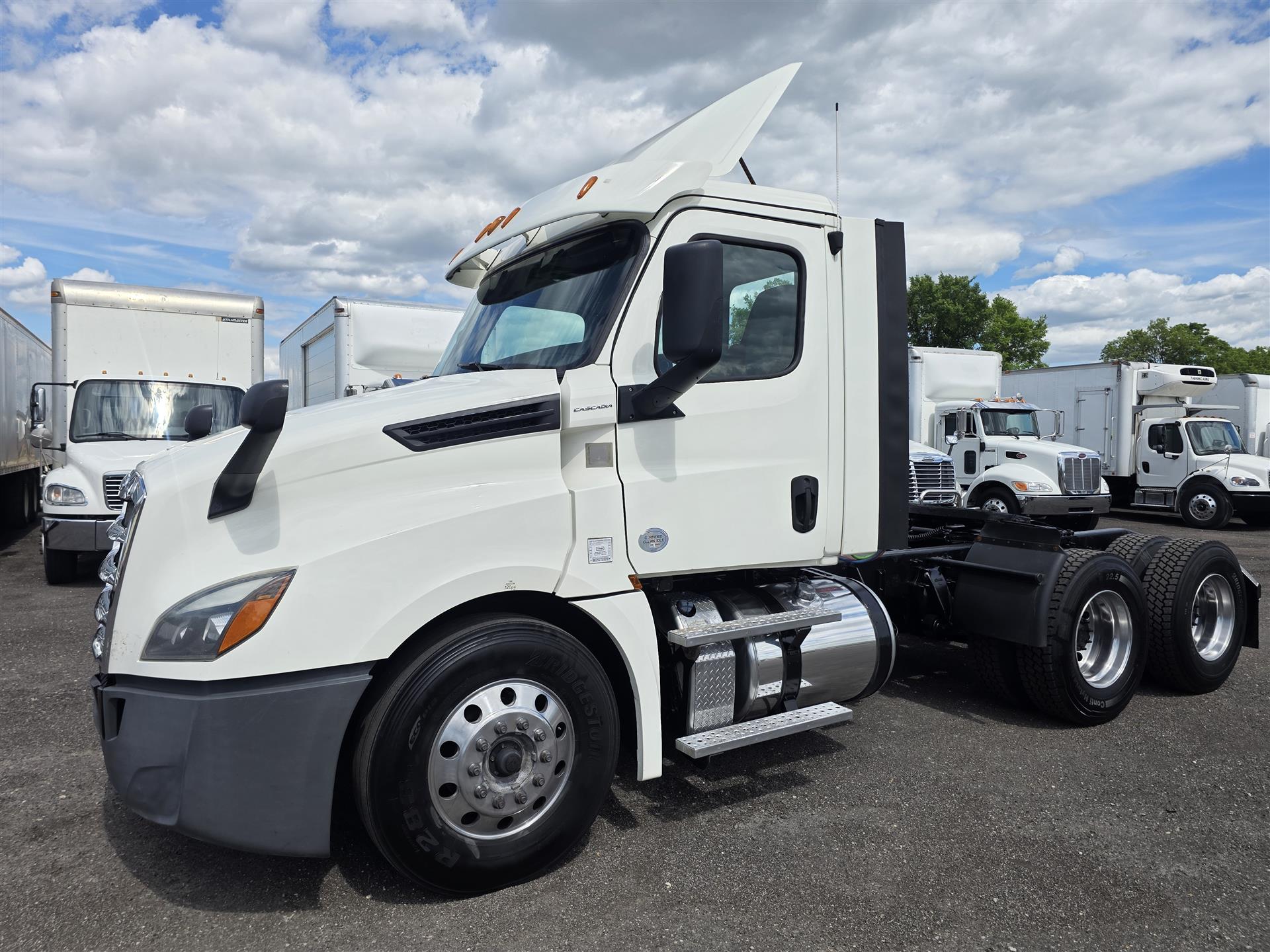 2018 Freightliner Cascadia 126
