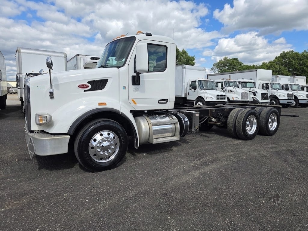 2020 Peterbilt 567