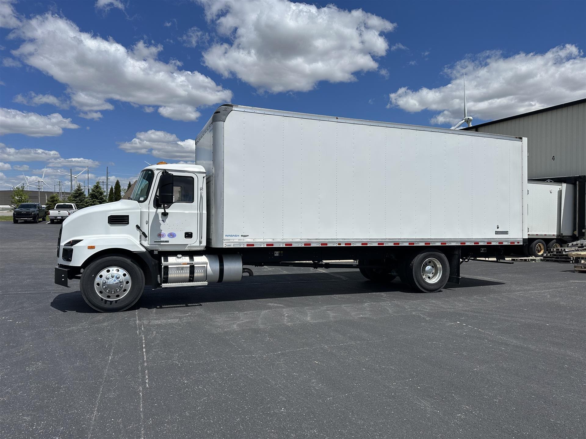 2025 Mack MD642 