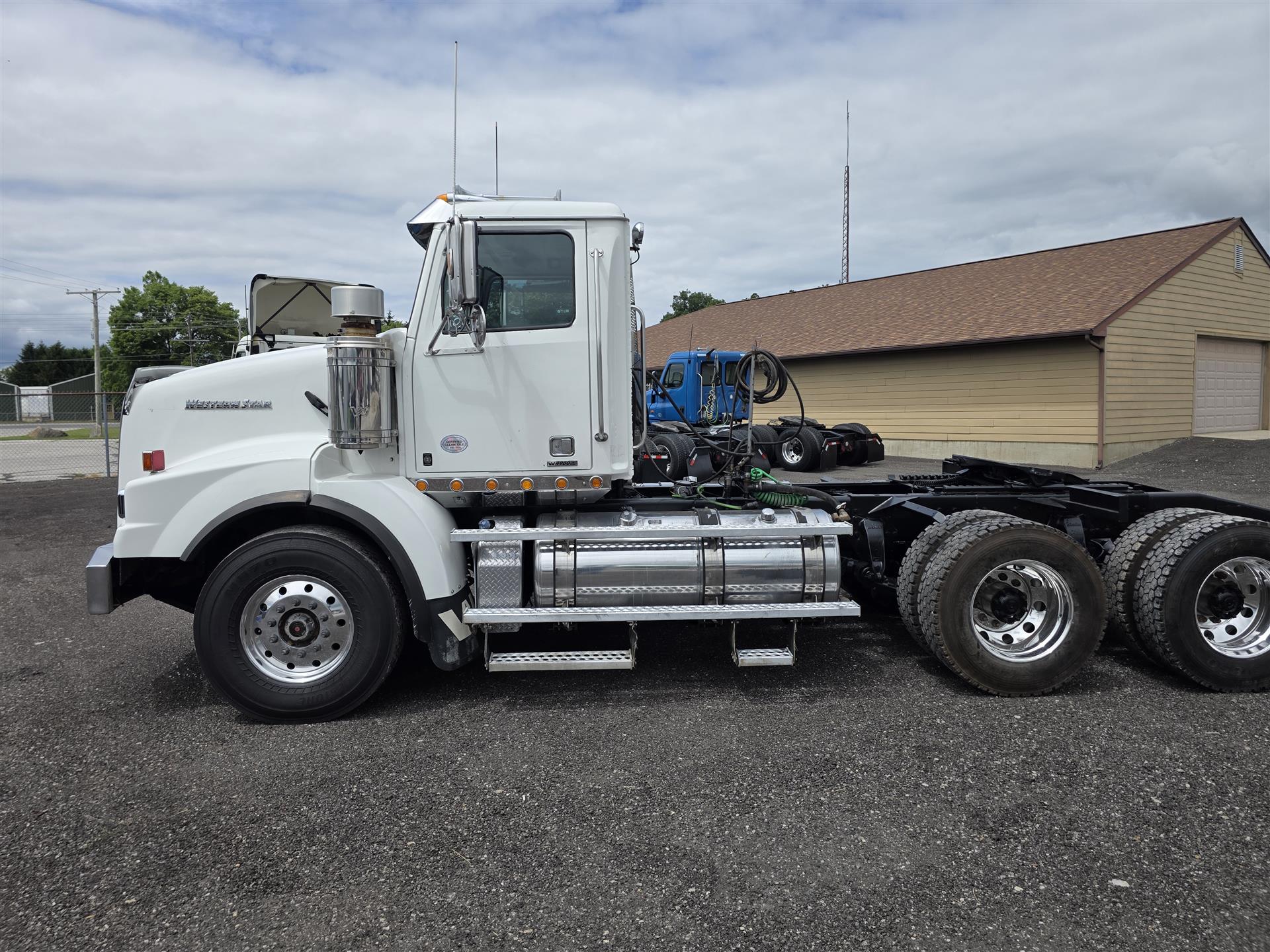 2020 Western Star 4900 SB