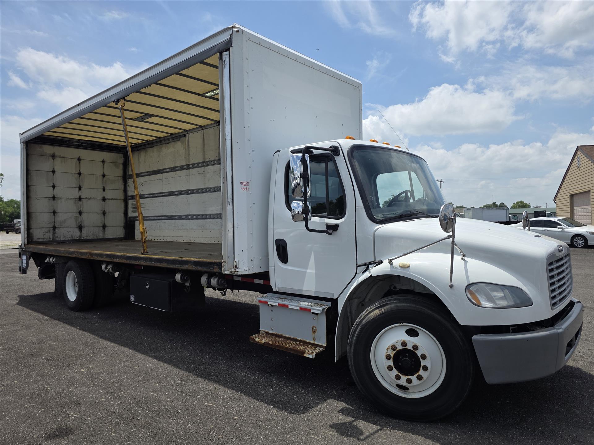2020 Freightliner M2