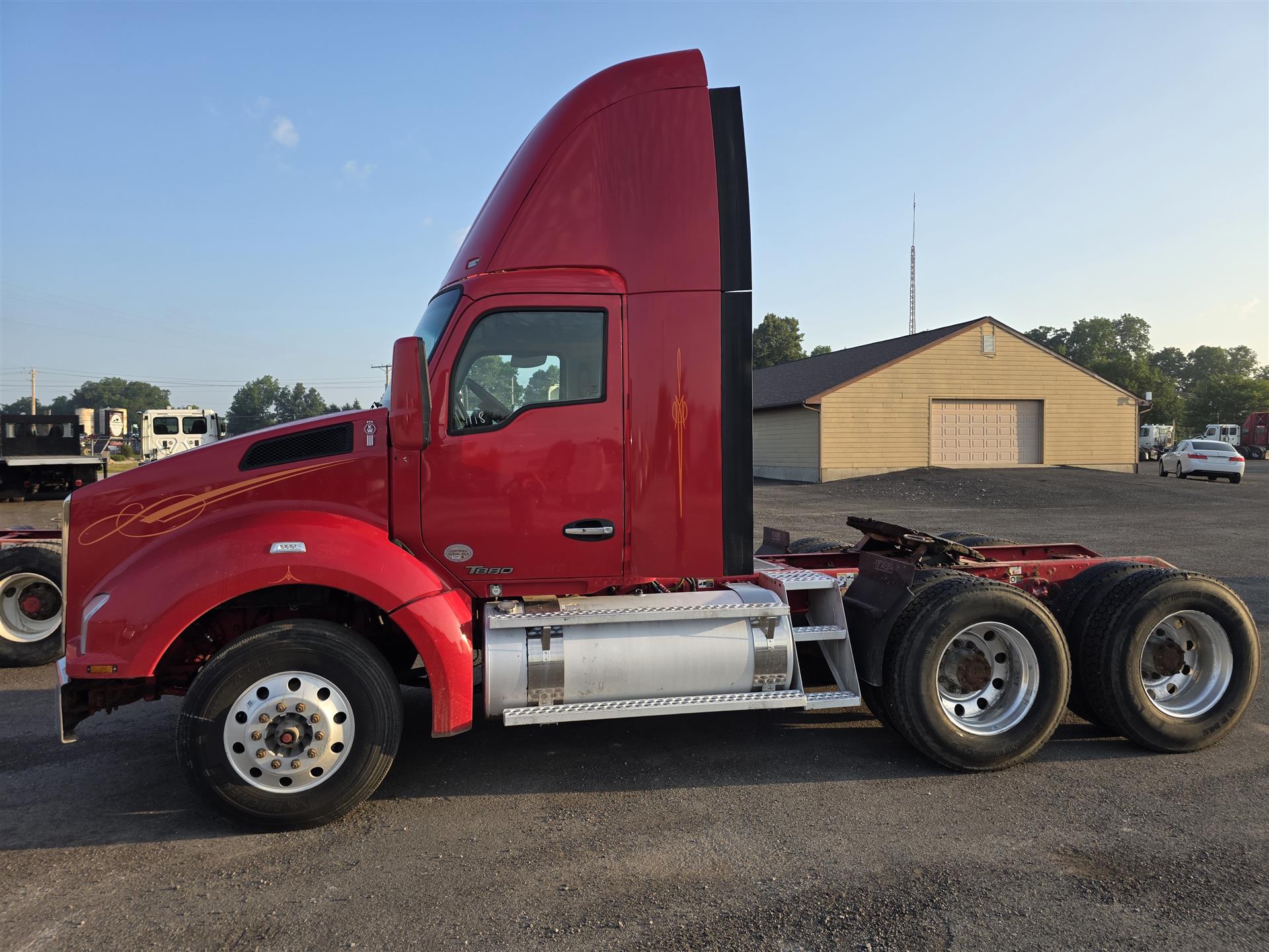 2016 Kenworth T880