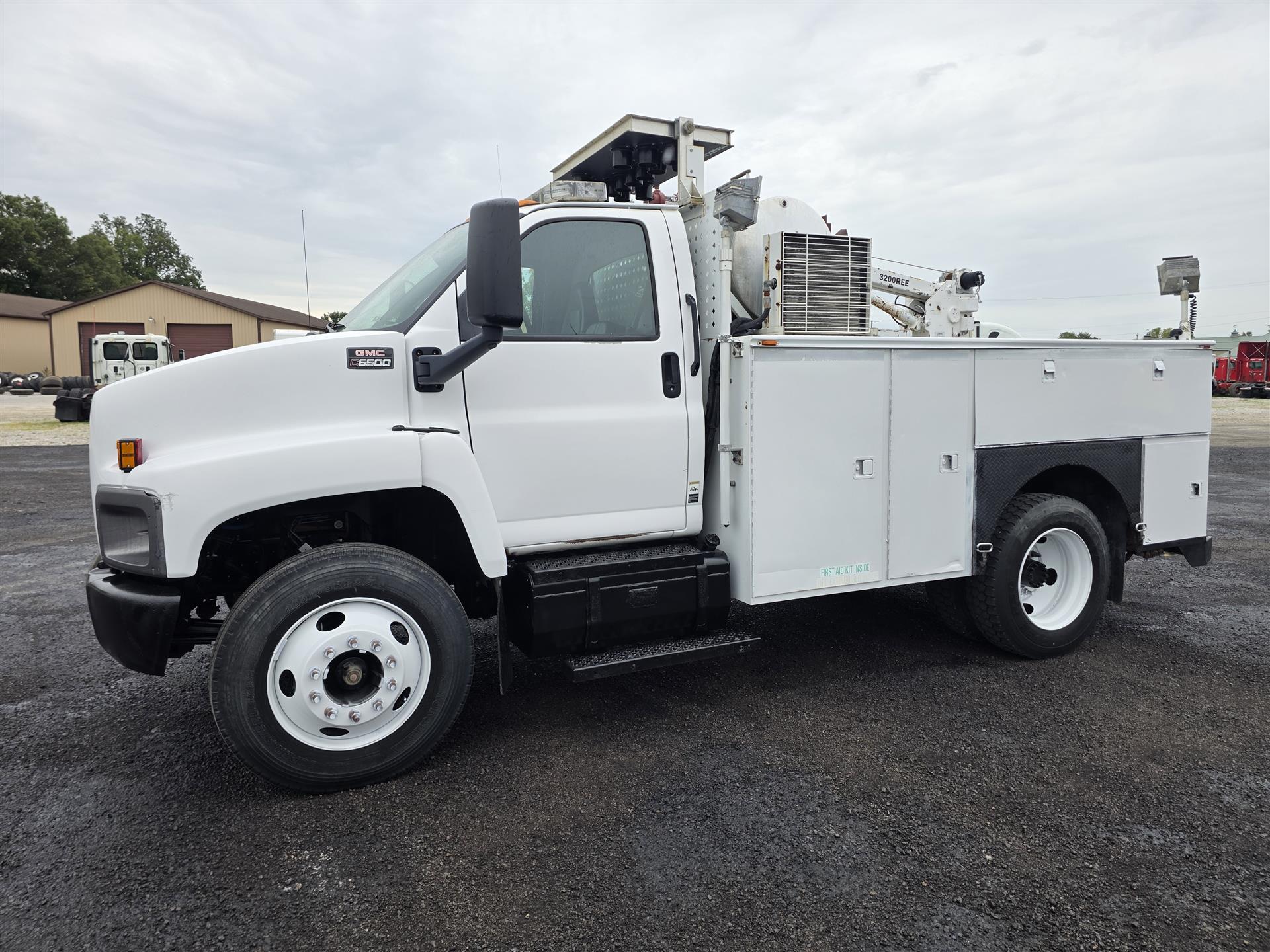 2005 GMC C6500