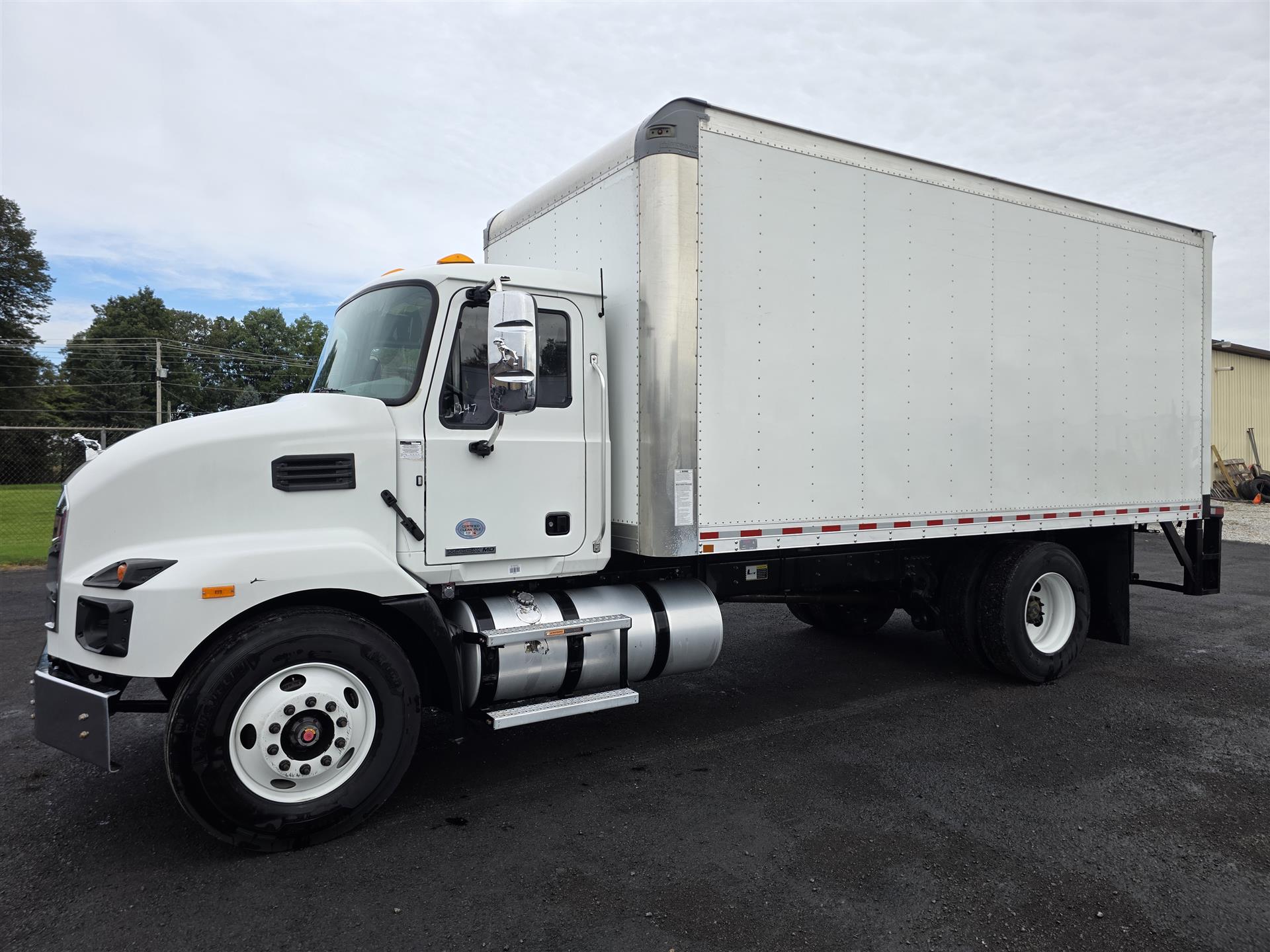 2023 Mack MD642 