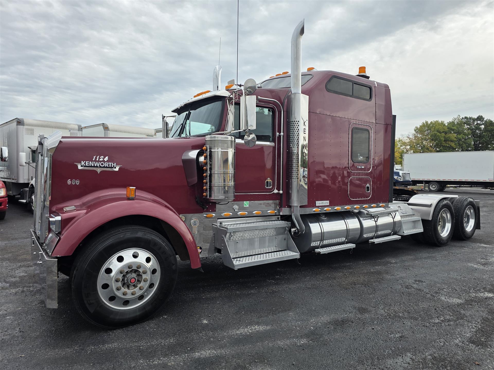 1999 Kenworth W900L