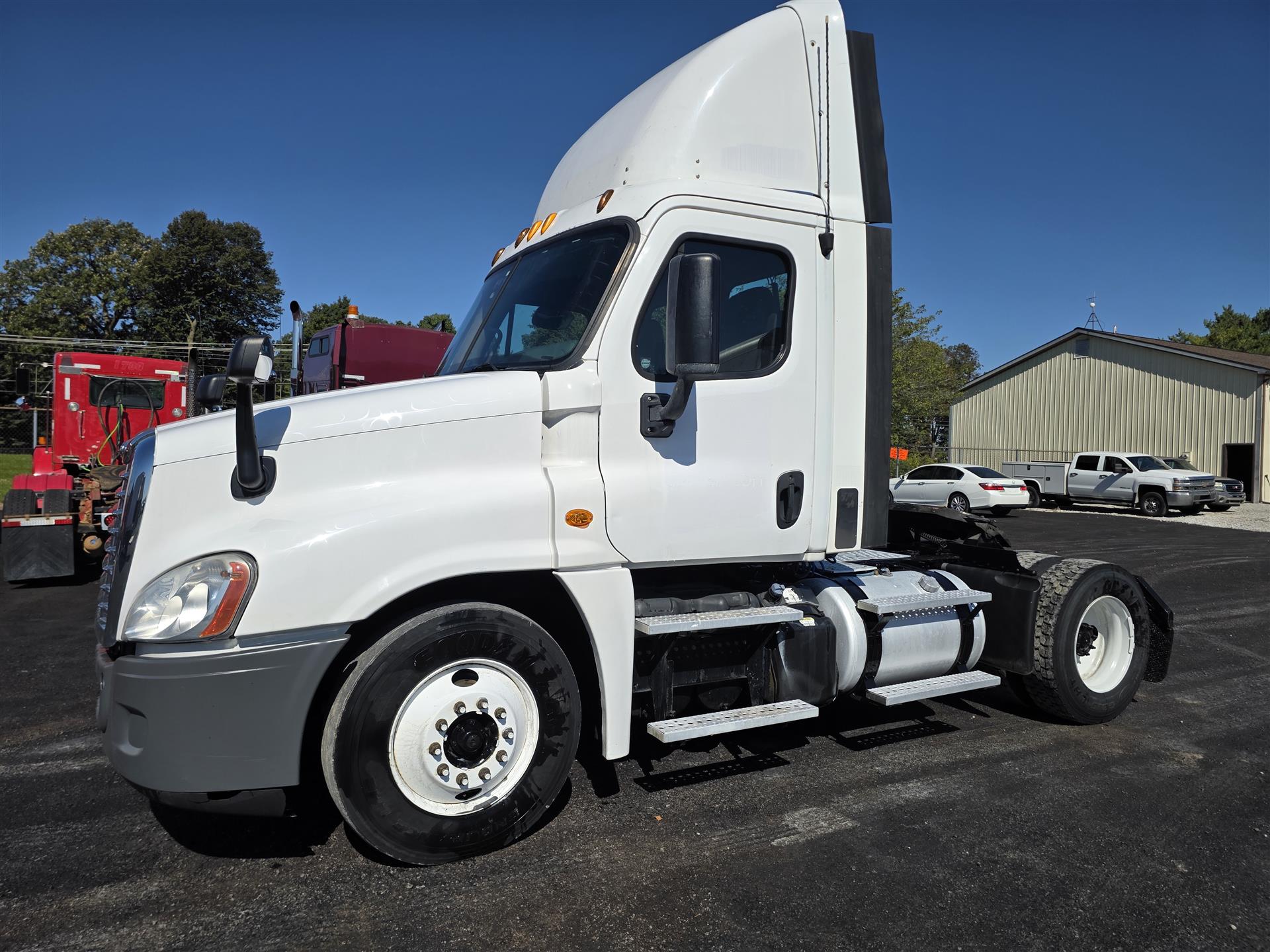 2013 Freightliner Cascadia 125
