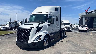 2025 Volvo VNL64T660