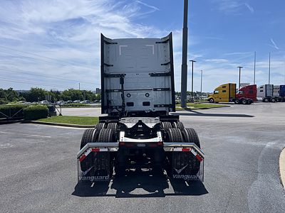 2027 Volvo VNL64T860