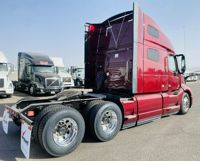 2021 Volvo VNL64T760