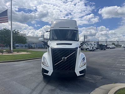 2027 Volvo VNL64T660