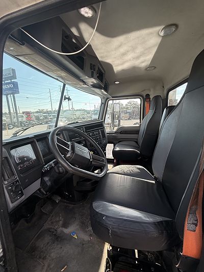 2020 Mack Pinnacle