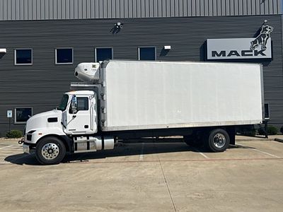 2026 Mack MD642