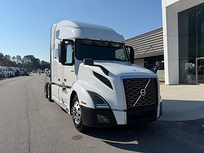 2023 Volvo VNL64T760