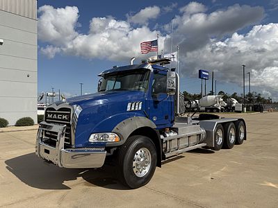 2021 Mack GRANITE 64BT