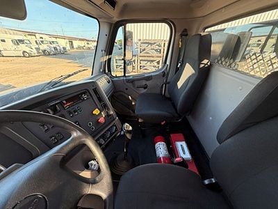 2020 Freightliner 114SD