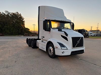 2022 Volvo VNR