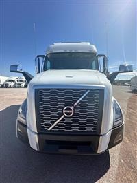 2025 Volvo VNL64T860