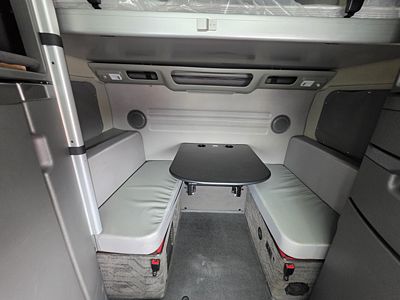 2024 Volvo VNL64T860