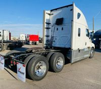 2021 Freightliner CASCADIA 126