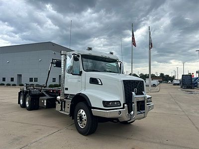 2026 Volvo VHD64B300