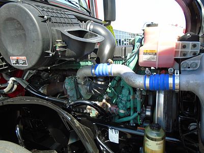 2022 Volvo VNL64T760