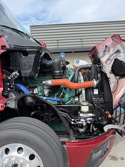 2027 Volvo VNL64T860