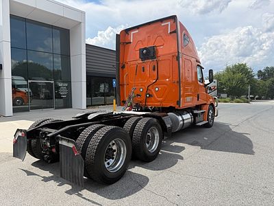 2019 Freightliner CASCADIA 126