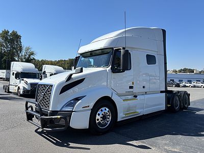 2023 Volvo VNL64T740