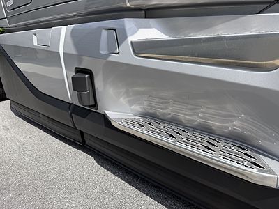 2027 Volvo VNL64T860