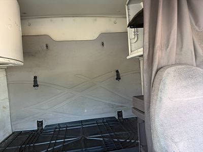 2015 Volvo VNL64T630