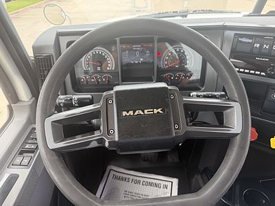 2020 Mack PIN64T