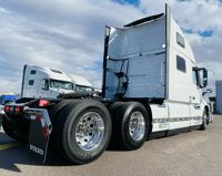 2024 Volvo VNL64T860