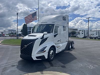 2027 Volvo VNL64T660