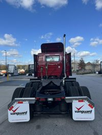 2025 Volvo VNL64T300