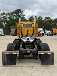 2021 Volvo VNL62T300