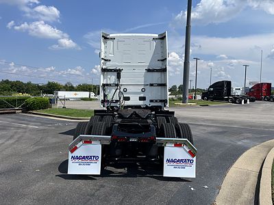 2026 Volvo VNL64T860
