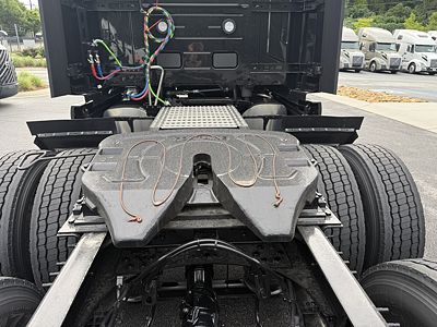 2027 Volvo VNL64T860