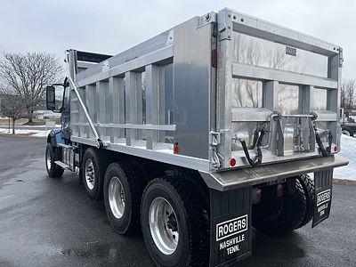 2026 Volvo VHD84F300