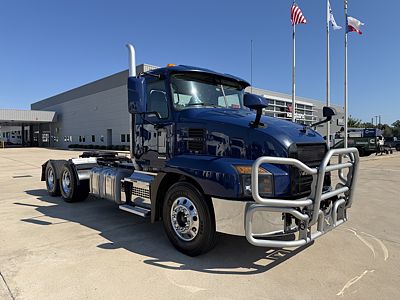 2022 Mack ANTHEM 64T